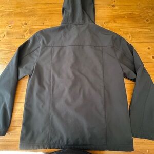 Men's Classic‎ Black Hooded Raincoat